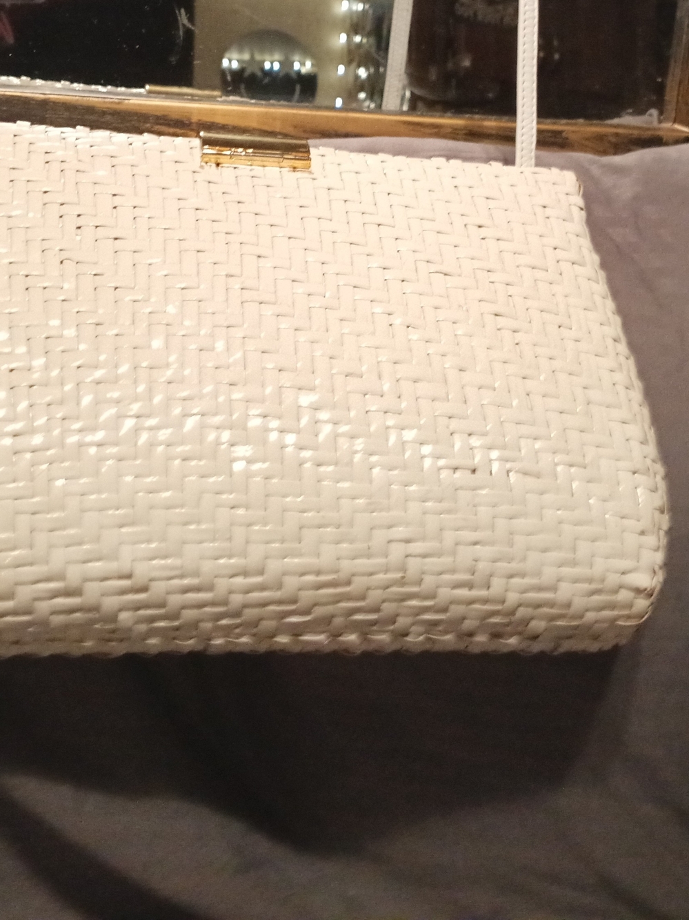 Woven Rodo Italy White Shoulder Bag with Gold-Tone Clasp(100%Authentic,Rare) - Picture 11 of 14